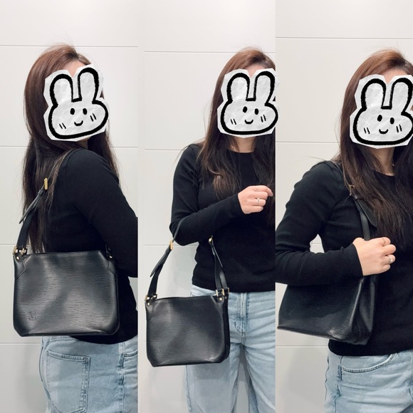 âSOLDâAuthentic Louis Vuitton Black Epi Mandara PM shoulder bag - Picture 3 of 16